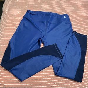 Good American workout leggings